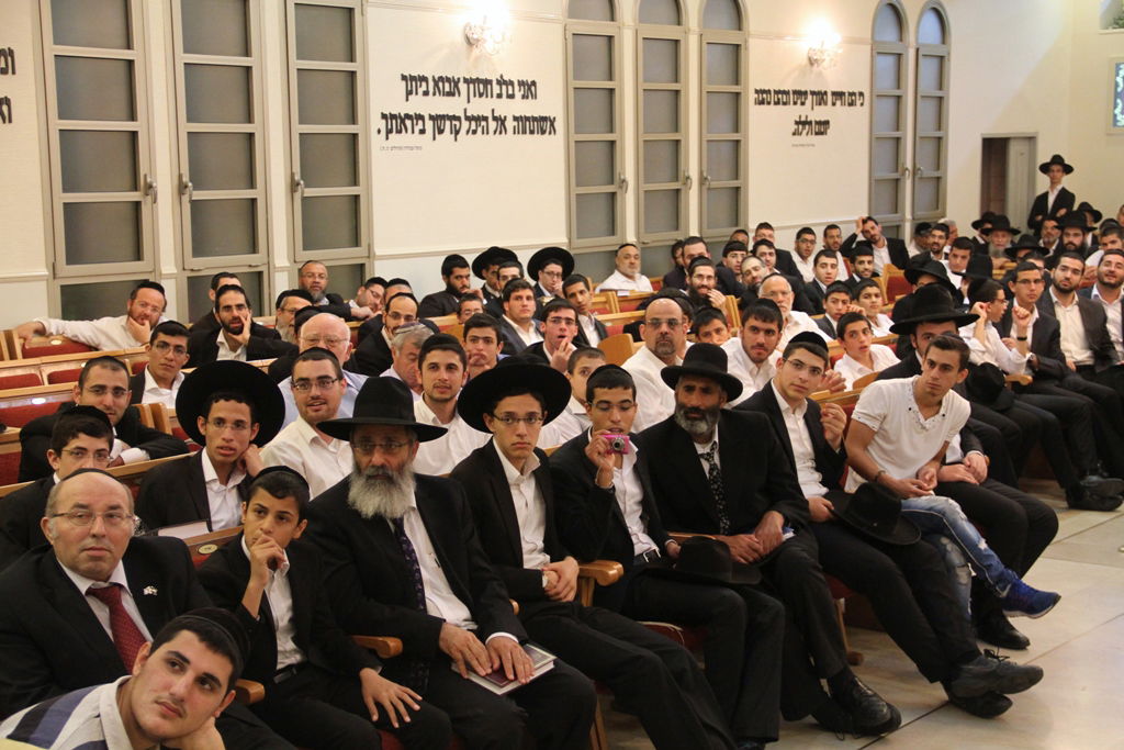 הרב דוד יוסף סיפר: כשמרן הגר"ע יוסף היה סהרורי בגלל התורה