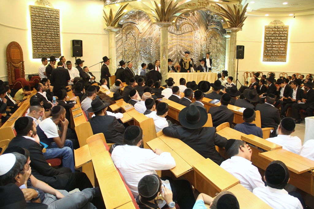 הרב דוד יוסף סיפר: כשמרן הגר"ע יוסף היה סהרורי בגלל התורה