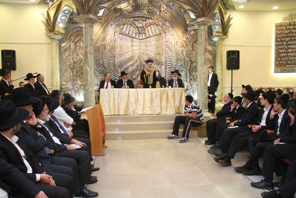 הרב דוד יוסף סיפר: כשמרן הגר"ע יוסף היה סהרורי בגלל התורה