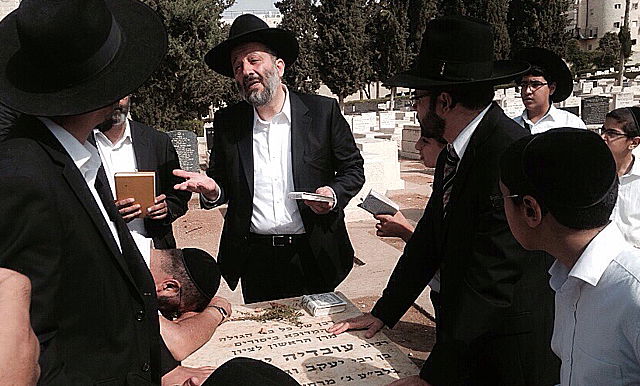 דרעי על ציון של הרב עובדיה יוסף, הבוקר