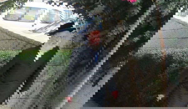 ח"כ ישראל אייכלר ביציאה מבית הגר"ש