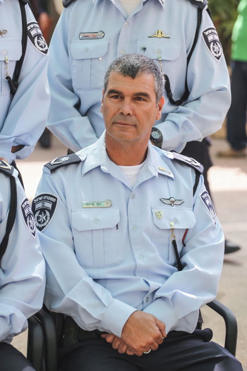 בשיא הטלטלה: הנשיא רובי ריבלין בא לחזק את המשטרה