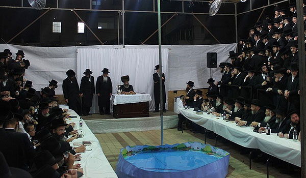 הרבי השליך את החטאים לבריכה • צפו בתשליך של סאדיגורה