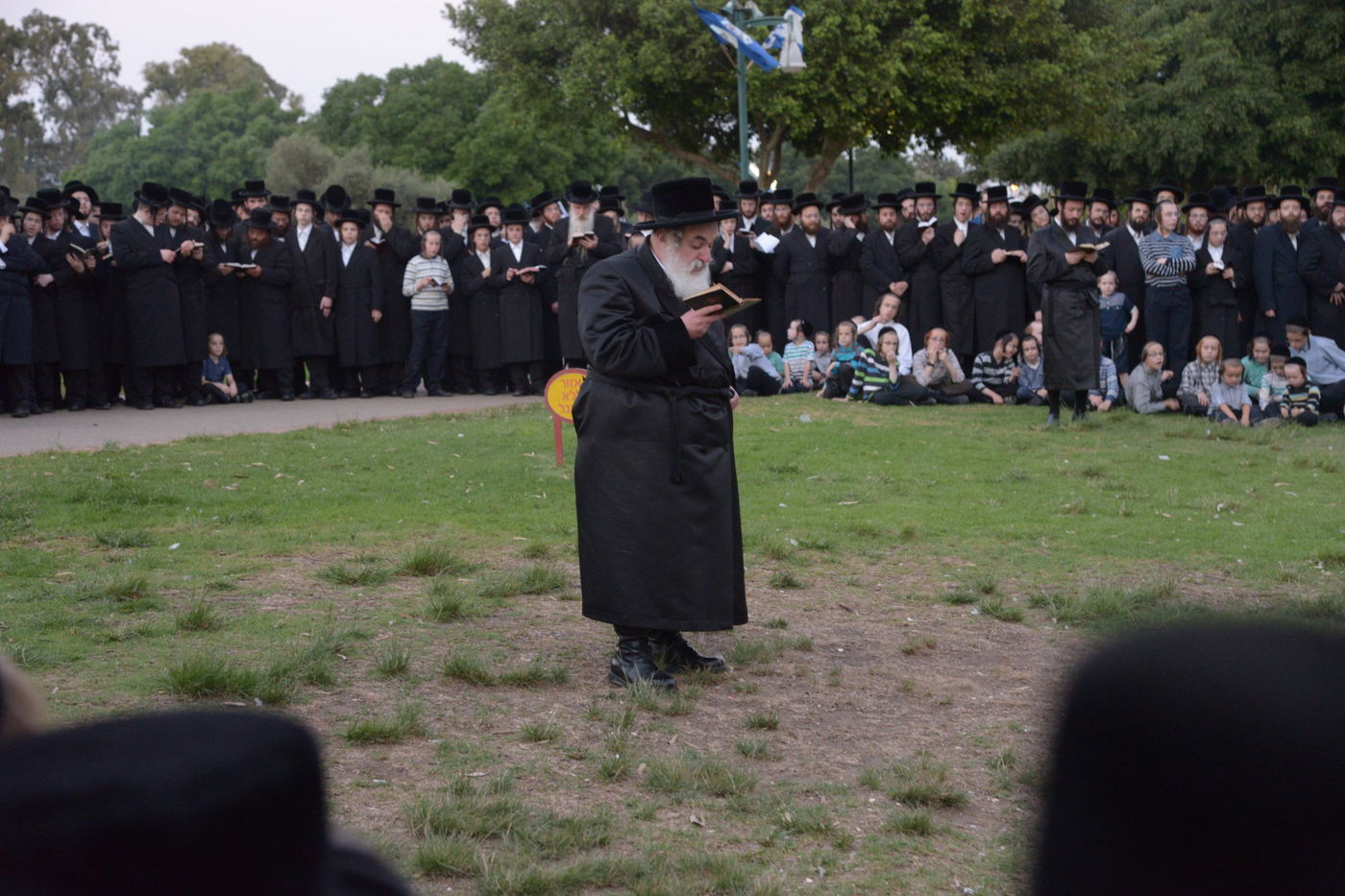 תיעוד: האדמו"ר מויז'ניץ ב'תשליך'