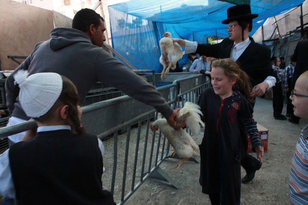 גלריה: שכונת מאה שערים עשתה כפרות