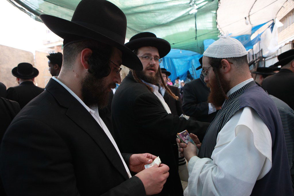 גלריה: שכונת מאה שערים עשתה כפרות