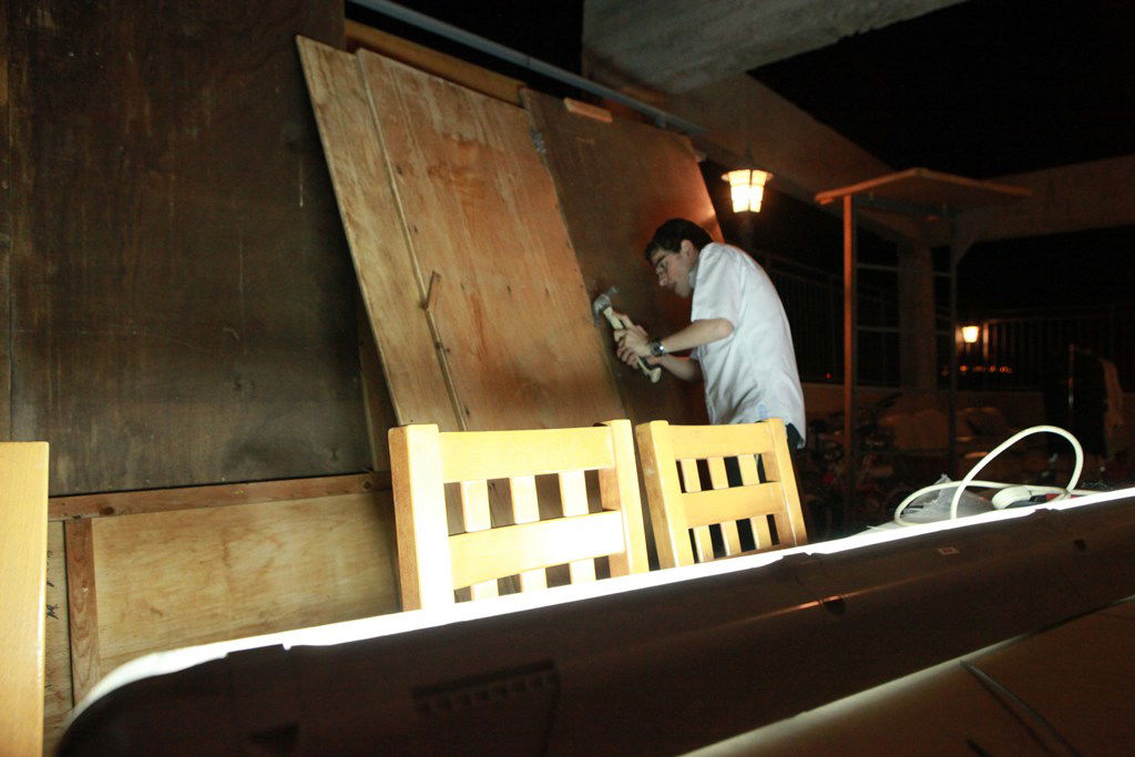 אחרי הצום בונים סוכה • גלריה מירושלים