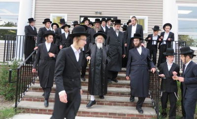 תיעוד: הרבי מזוועהיל ארה"ב ביקר בלייקווד