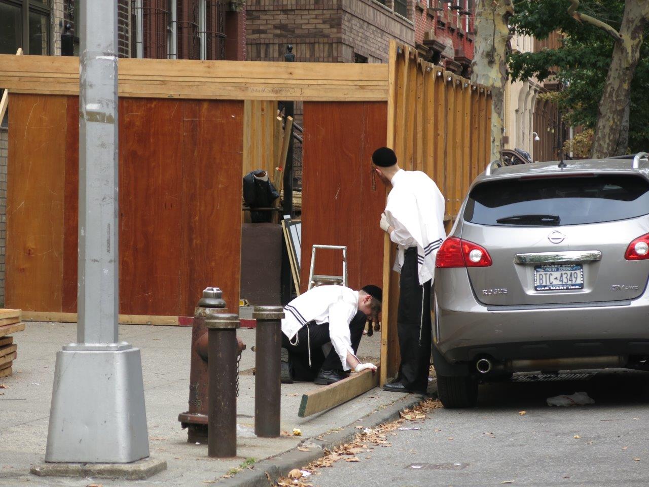צפו בתיעוד: כך ויליאמסבורג נערכת לסוכות