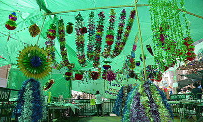 הגלריה של גולדשטיין • ערב חג הסוכות בבני ברק