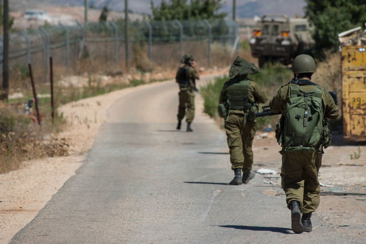 הר דב: שני חיילים נפצעו מפיצוץ מטען; צה"ל השיב אש