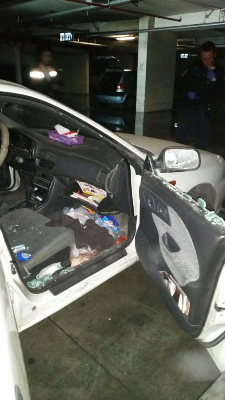 הנקמה של עובד הרשת: הצתה וגניבה