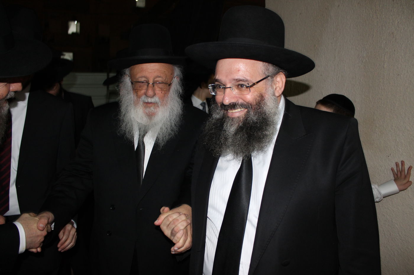 רה"י פוניבז' והאדמו"רים בשמחה • גלריה