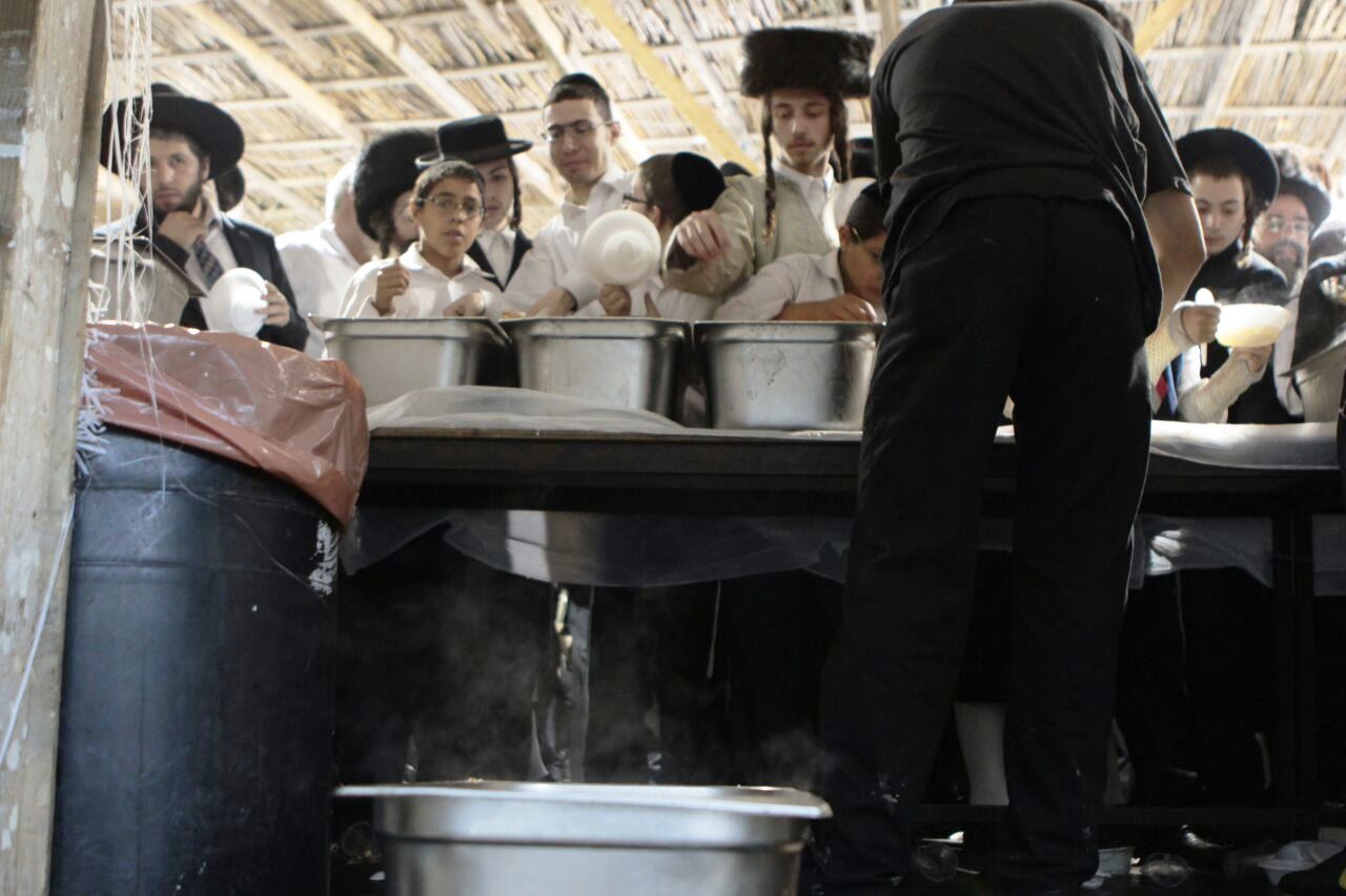 תיעוד: חוגגים שמחת בית השואבה בתולדות אהרן