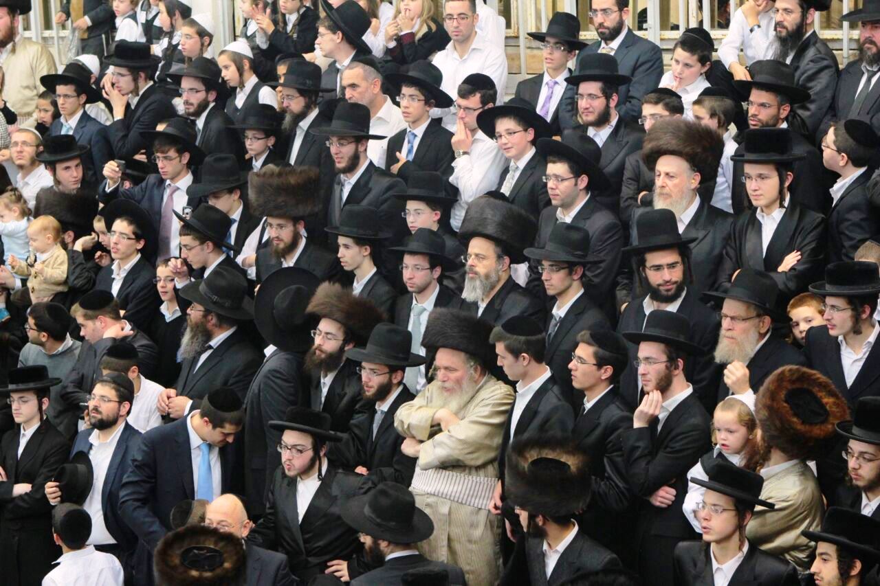 תיעוד: חוגגים שמחת בית השואבה בתולדות אהרן