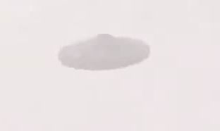 עב"מ נצפה מלווה מטוס בוושינגטון? • צפו