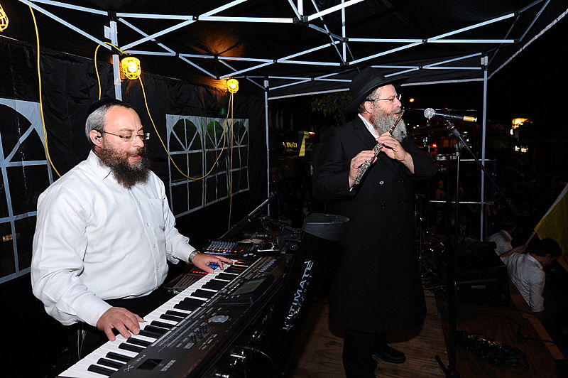 תיעוד: שמחת בית השואבה בחב"ד