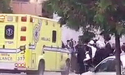 אמבולנס מפנה את הנפגעות בטהאש