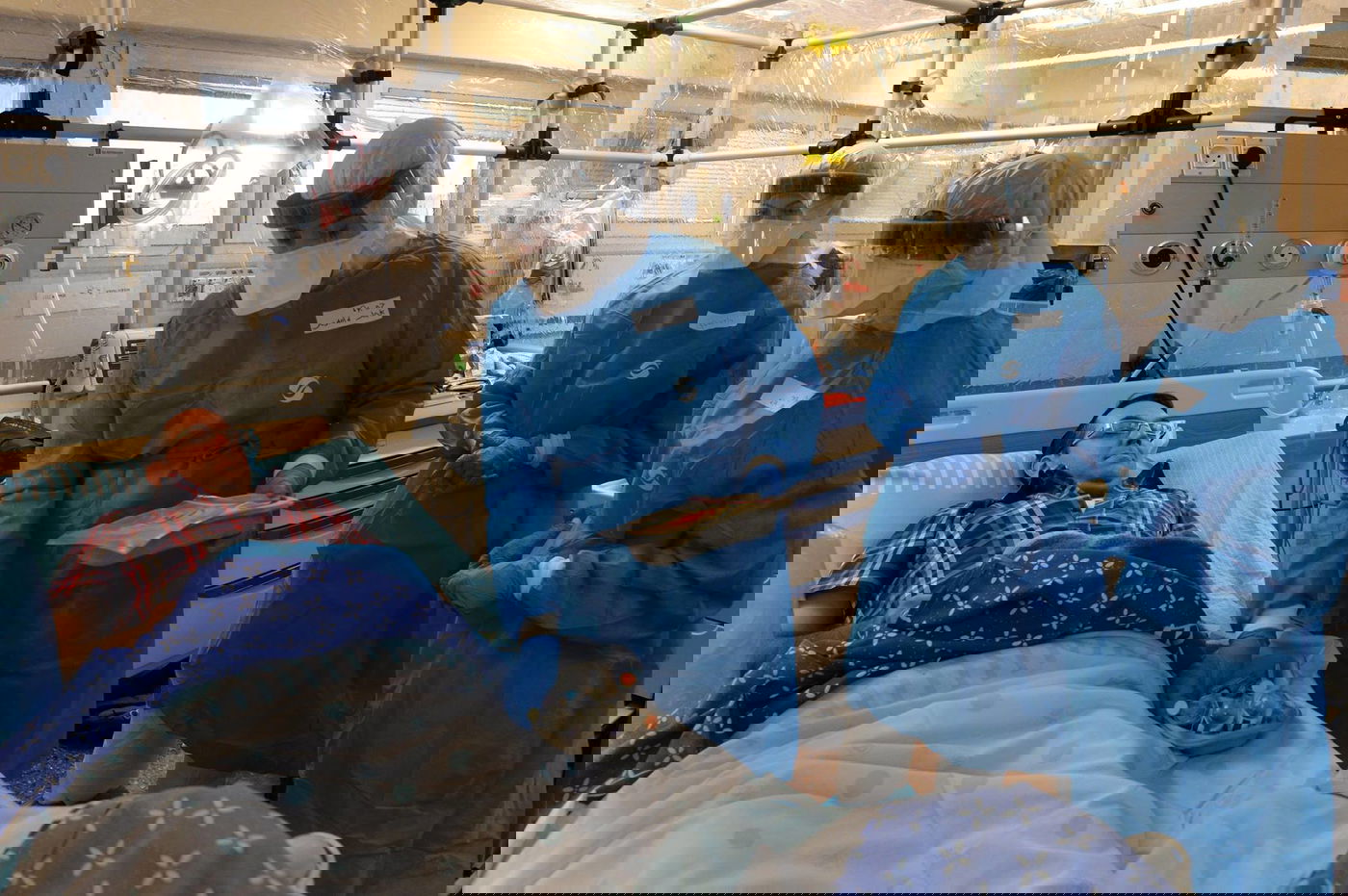 צפו: כך נערכו בנתב"ג להתפשטות נגיף ה'אבולה'