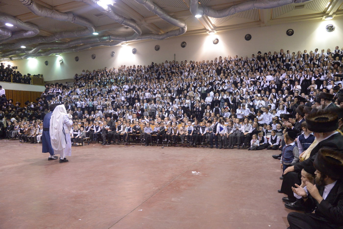 גלריה: ההקפות השניות של חסידות צאנז