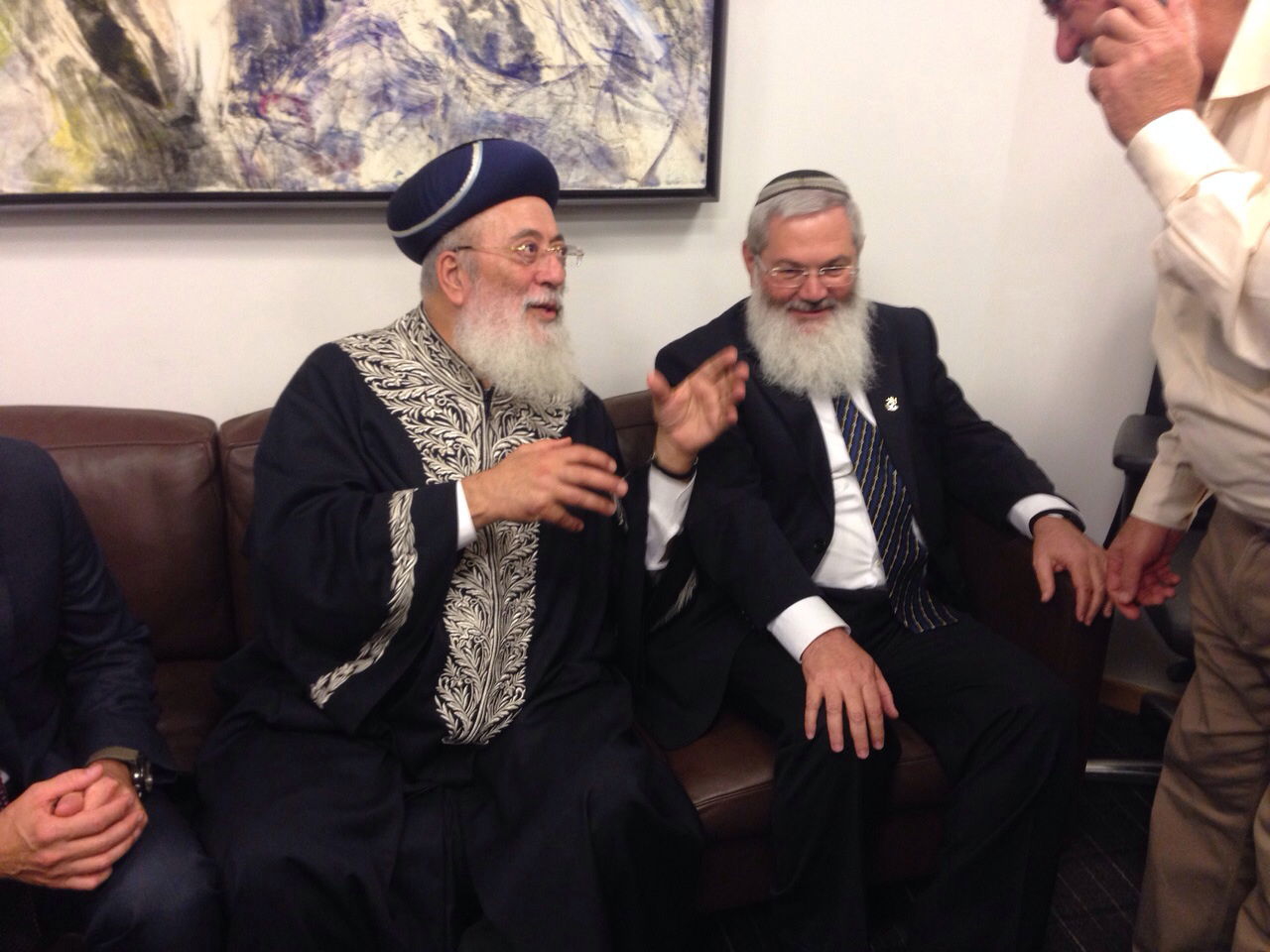 צפו בוידאו: נתניהו מברך את הרבנים הנבחרים שלמה עמאר ואריה שטרן