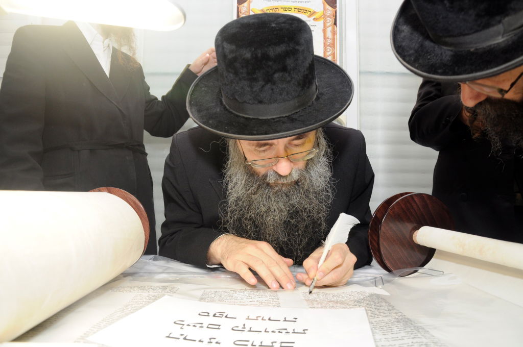 גלריה: הכנסת ספר תורה בספינקא