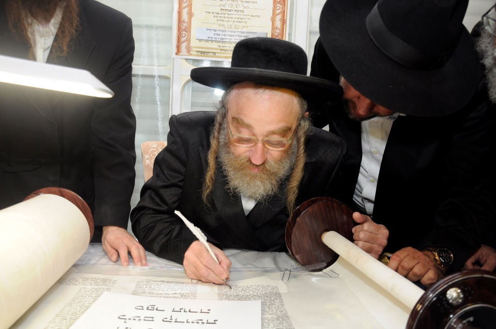 גלריה: הכנסת ספר תורה בספינקא