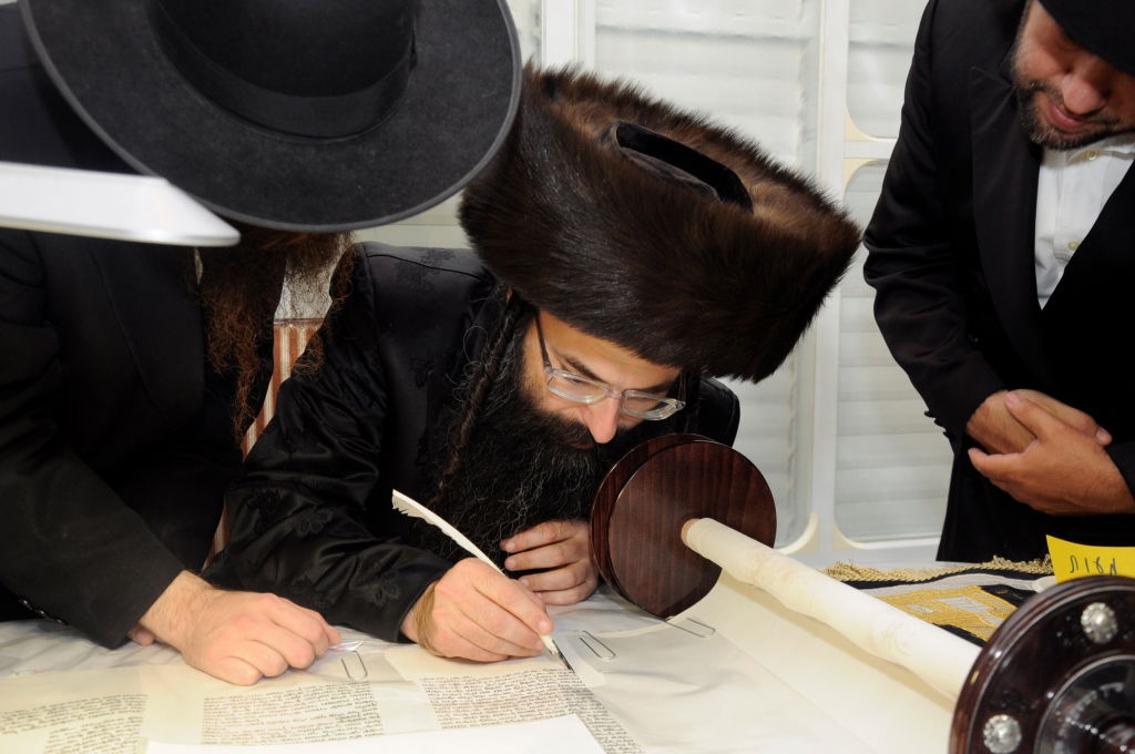 גלריה: הכנסת ספר תורה בספינקא