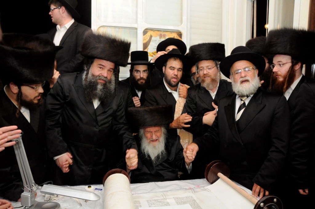 גלריה: הכנסת ספר תורה בספינקא