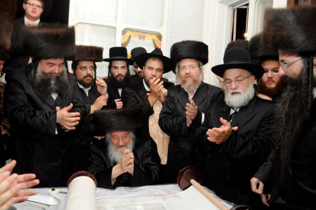 גלריה: הכנסת ספר תורה בספינקא