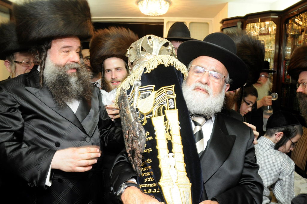 גלריה: הכנסת ספר תורה בספינקא