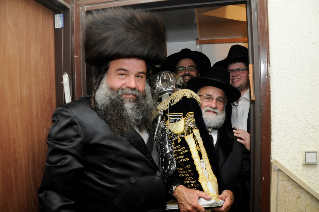 גלריה: הכנסת ספר תורה בספינקא