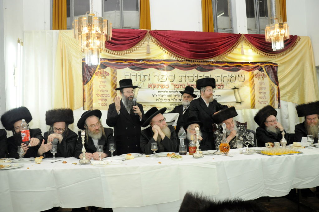 גלריה: הכנסת ספר תורה בספינקא