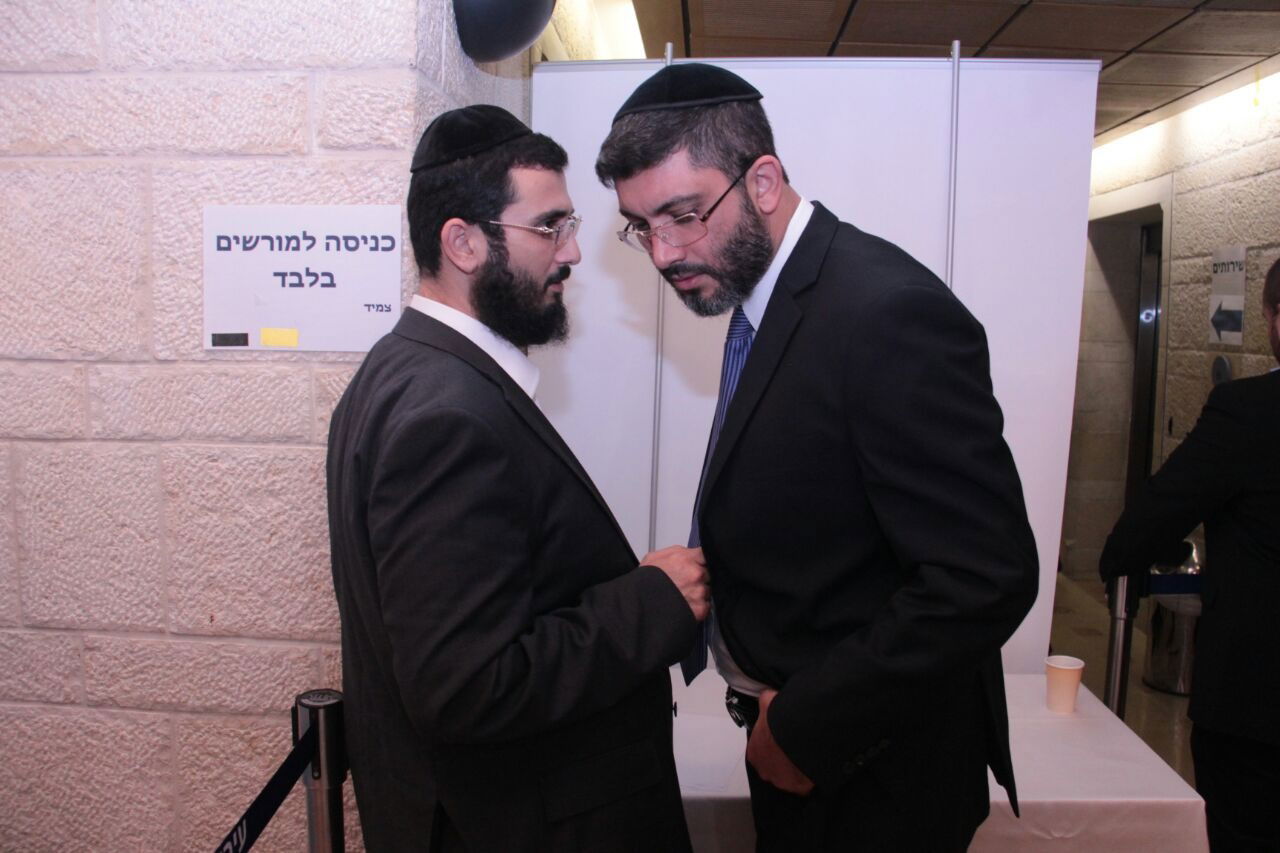 הקרב על רבנות ירושלים: החלה ספירת הקולות • עדכונים שוטפים