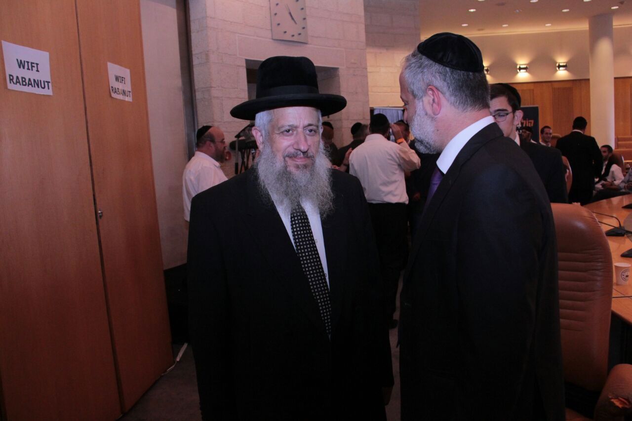 הקרב על רבנות ירושלים: החלה ספירת הקולות • עדכונים שוטפים