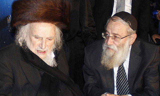 הרב אריה שטרן עם הגר"ש אוירבך ב'שיח סוד'