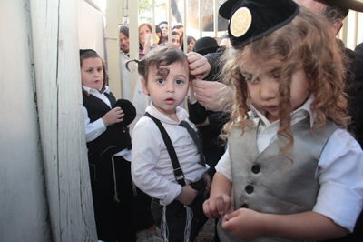 חלאקה בהילולת שמעון הצדיק, היום