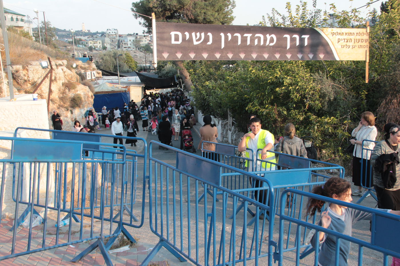 תיעוד: אלפים בהילולת 'שמעון הצדיק' בירושלים