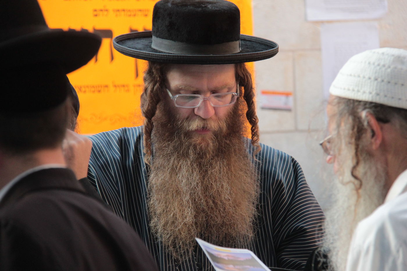 תיעוד: אלפים בהילולת 'שמעון הצדיק' בירושלים