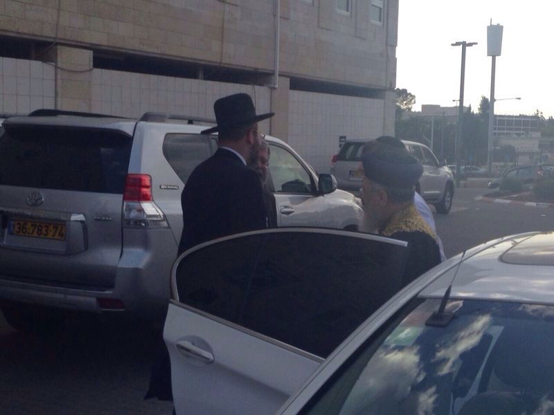 הרבנים בצאתם מלשכת ראש הממשלה