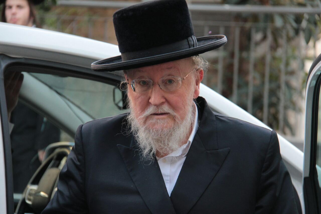 תיעוד: המועצת החסידית מתכנסת