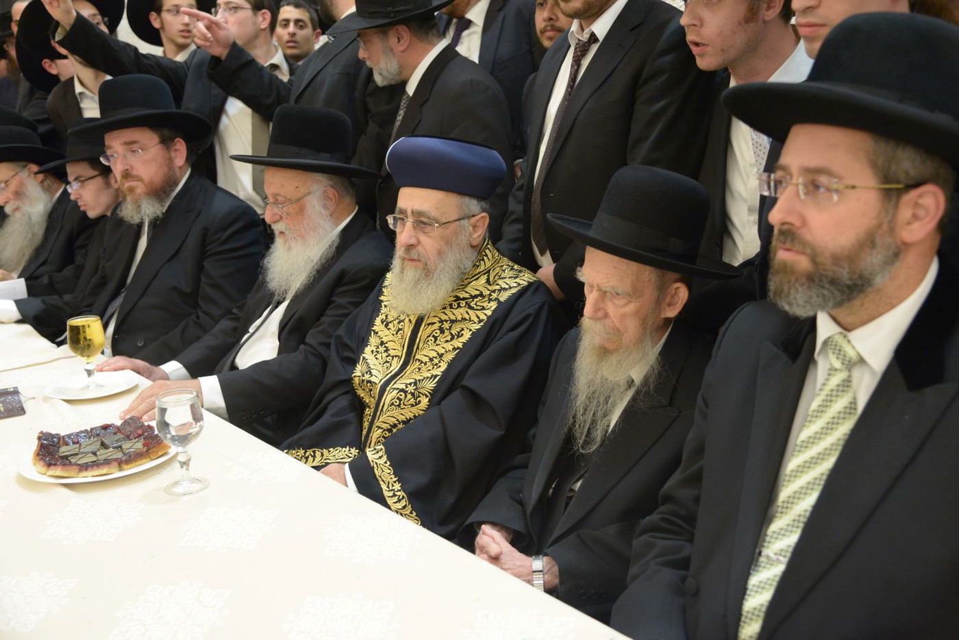 שמחת בית פוניבז' בנישואי נכדי ראשי הישיבה • תיעוד ענק