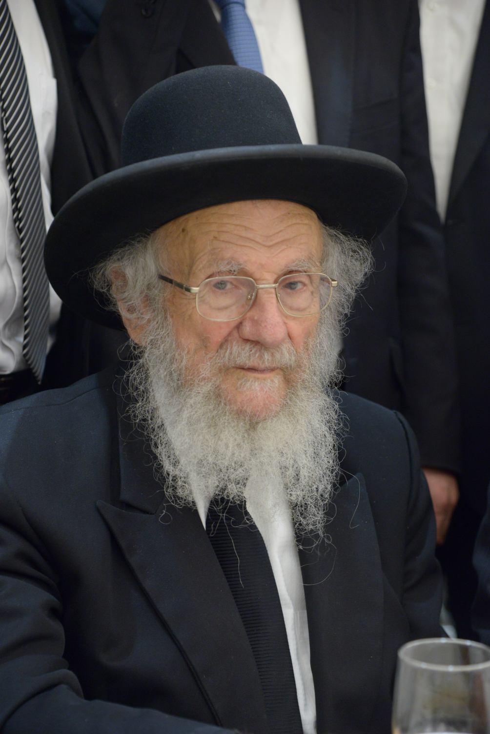 שמחת בית פוניבז' בנישואי נכדי ראשי הישיבה • תיעוד ענק