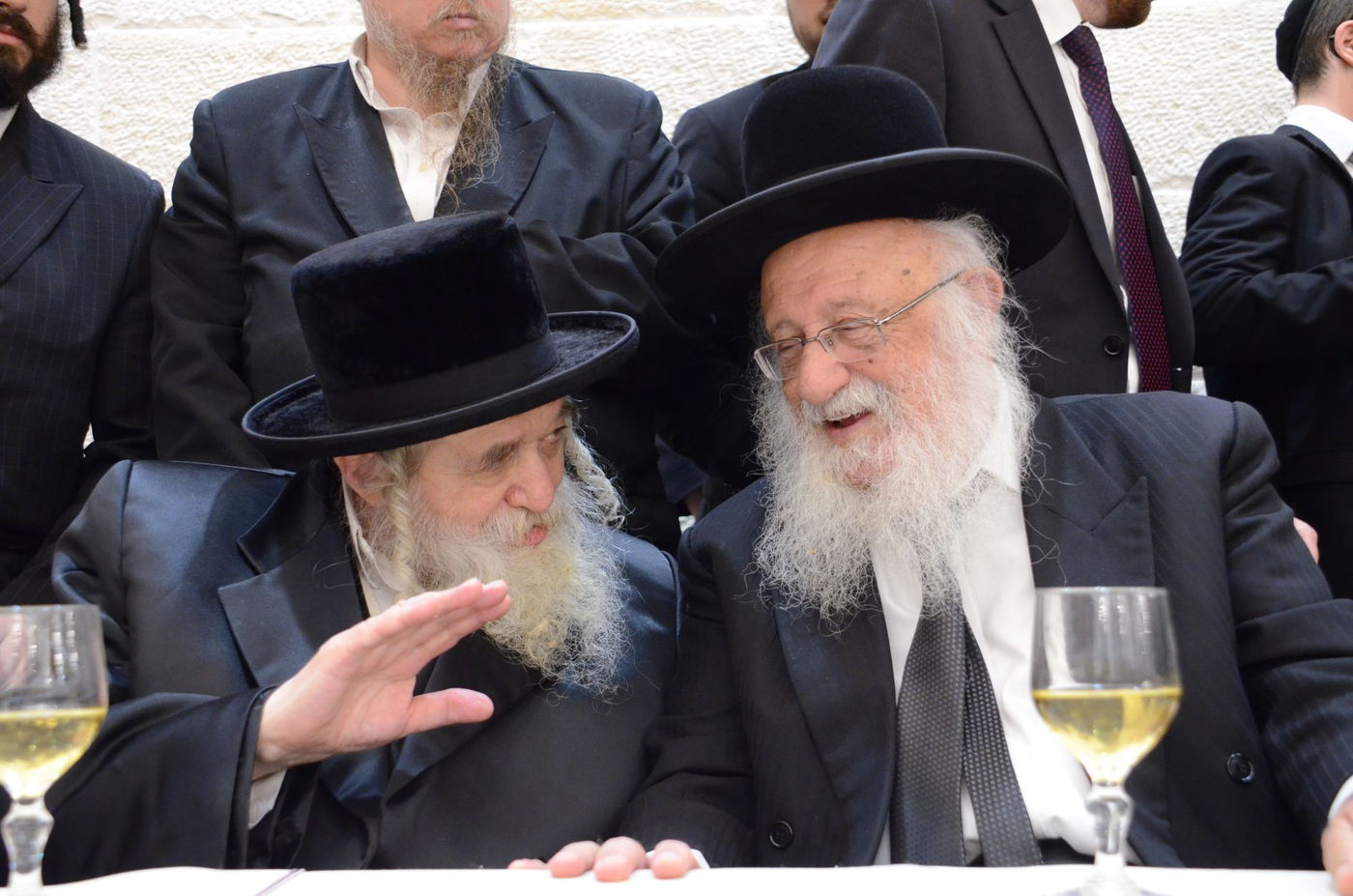 שמחת בית פוניבז' בנישואי נכדי ראשי הישיבה • תיעוד ענק