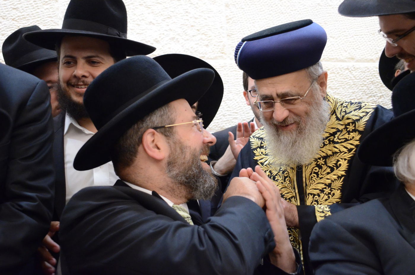 שמחת בית פוניבז' בנישואי נכדי ראשי הישיבה • תיעוד ענק