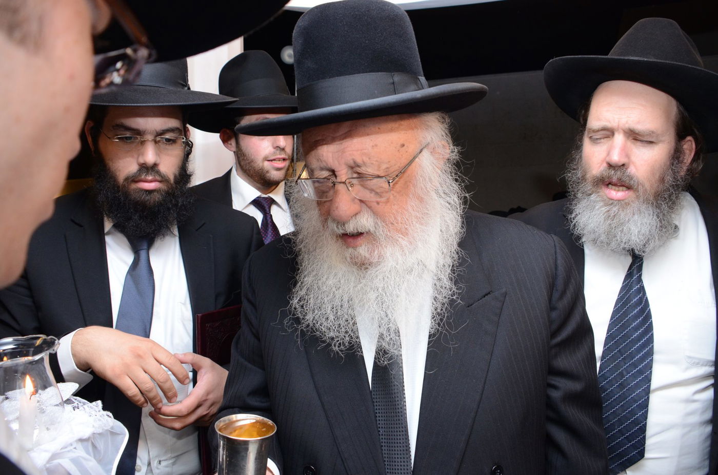 שמחת בית פוניבז' בנישואי נכדי ראשי הישיבה • תיעוד ענק