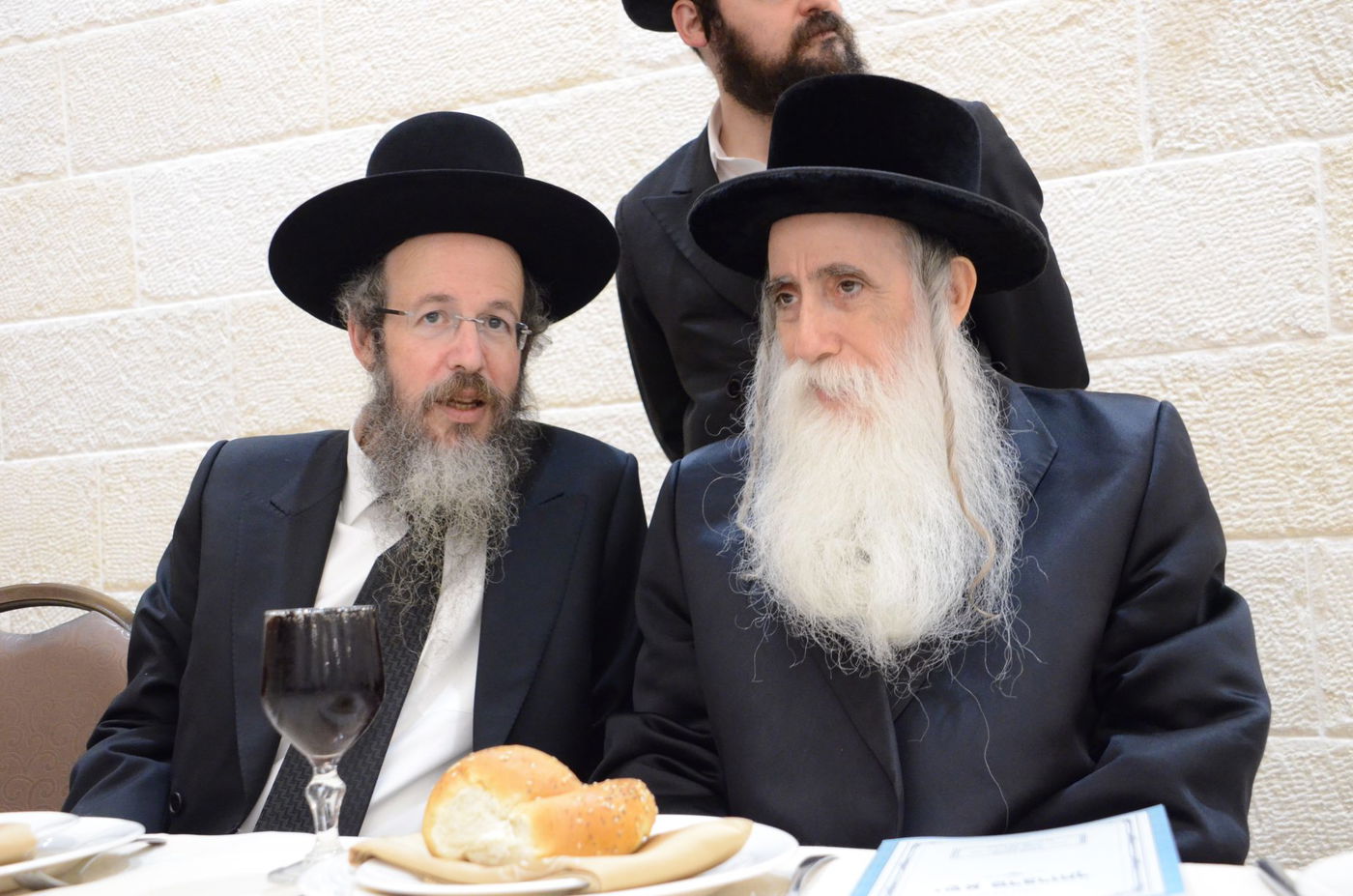 שמחת בית פוניבז' בנישואי נכדי ראשי הישיבה • תיעוד ענק