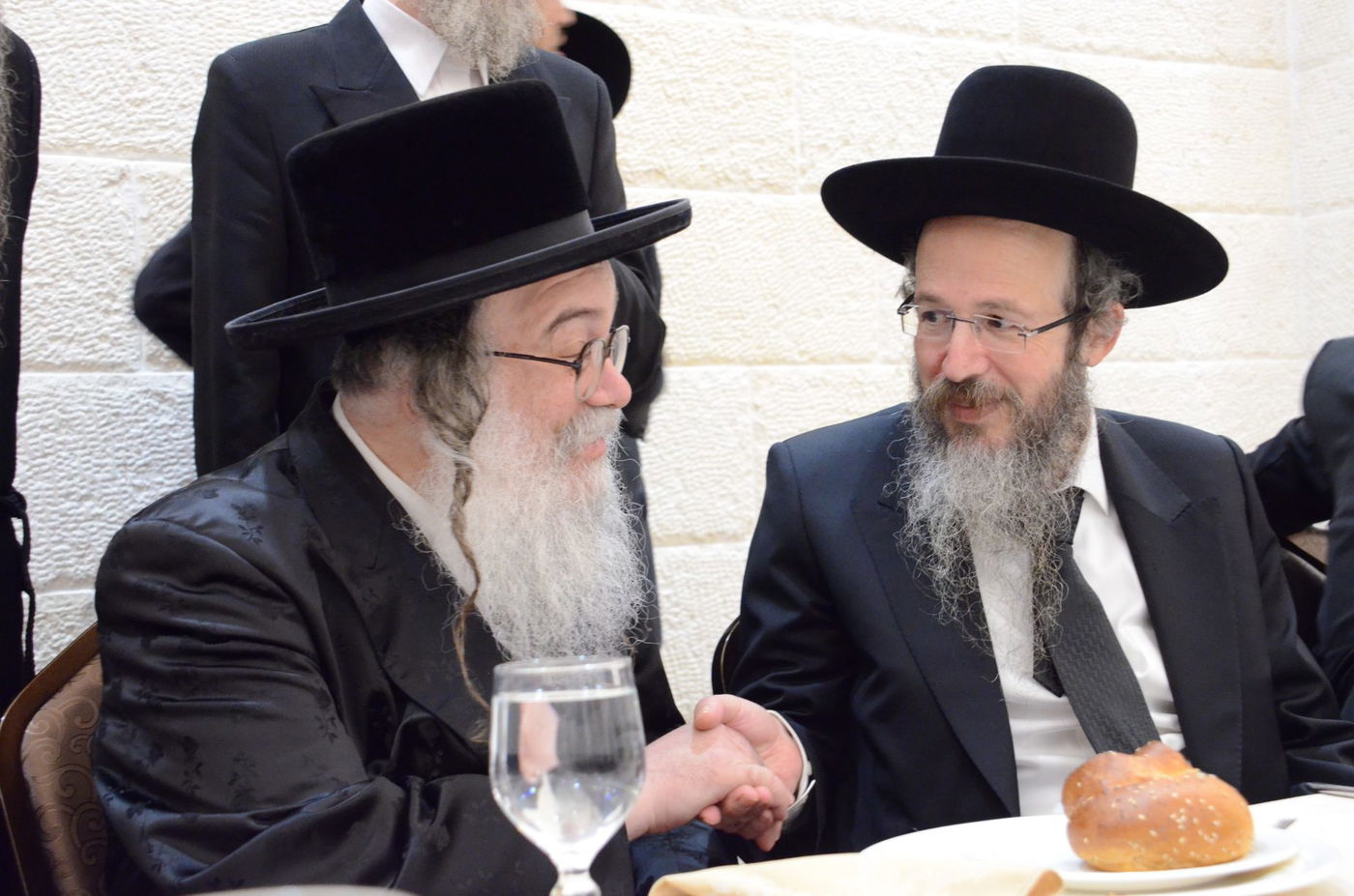 שמחת בית פוניבז' בנישואי נכדי ראשי הישיבה • תיעוד ענק