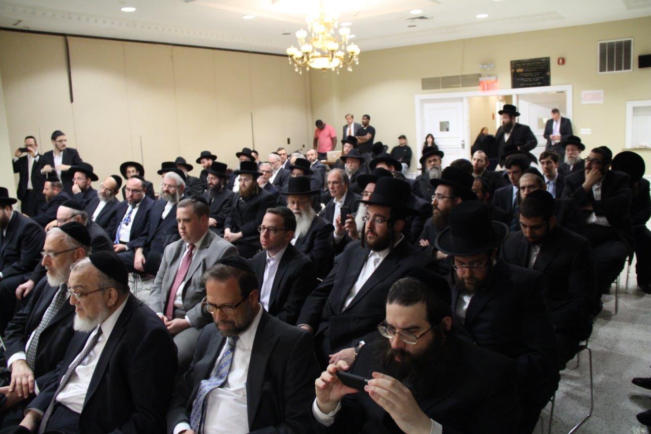 הרב שלמה ורדיגר אירח את מושל ניו יורק • גלריה