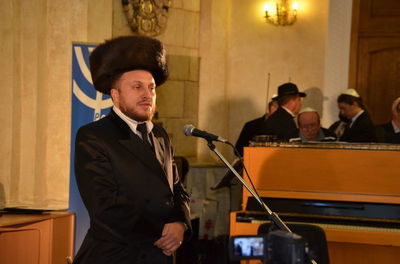 110 שנים לאחר שהוקם: מאות בהכנסת ספר תורה וחנוכת בית הכנסת הגדול  'בית חווה' בוורוינז' שברוסיה